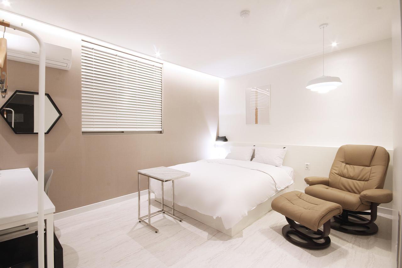 Hotel Yam Yeosu Hakdong المظهر الخارجي الصورة