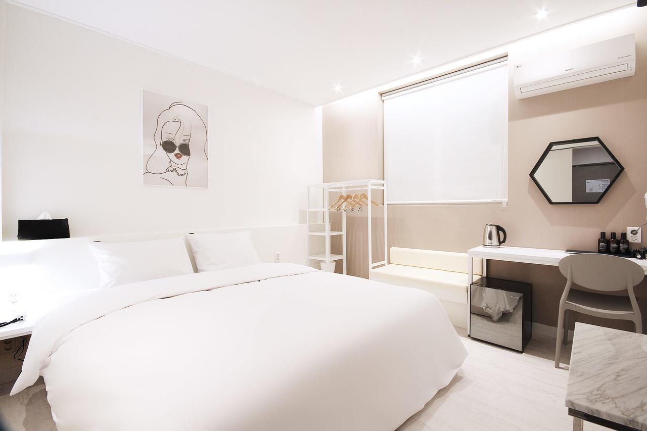 Hotel Yam Yeosu Hakdong المظهر الخارجي الصورة