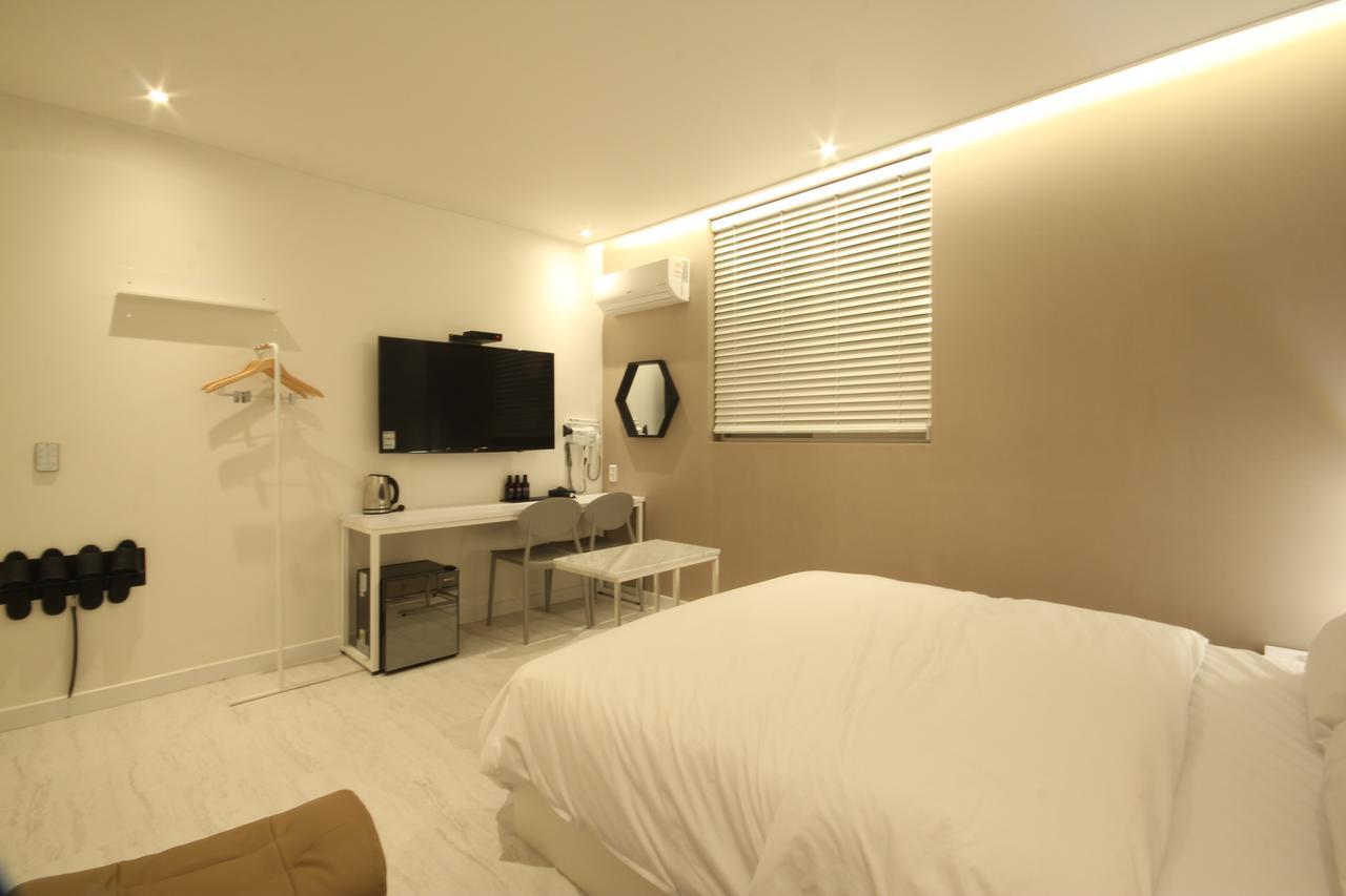 Hotel Yam Yeosu Hakdong المظهر الخارجي الصورة