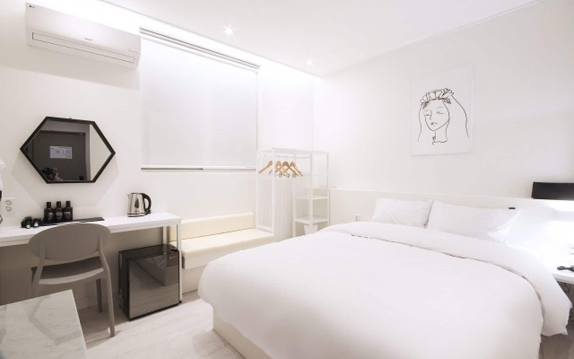 Hotel Yam Yeosu Hakdong المظهر الخارجي الصورة